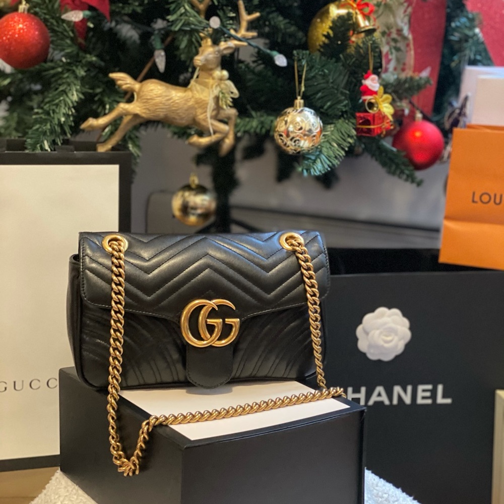 GG Marmont small matelassé shoulder bag
